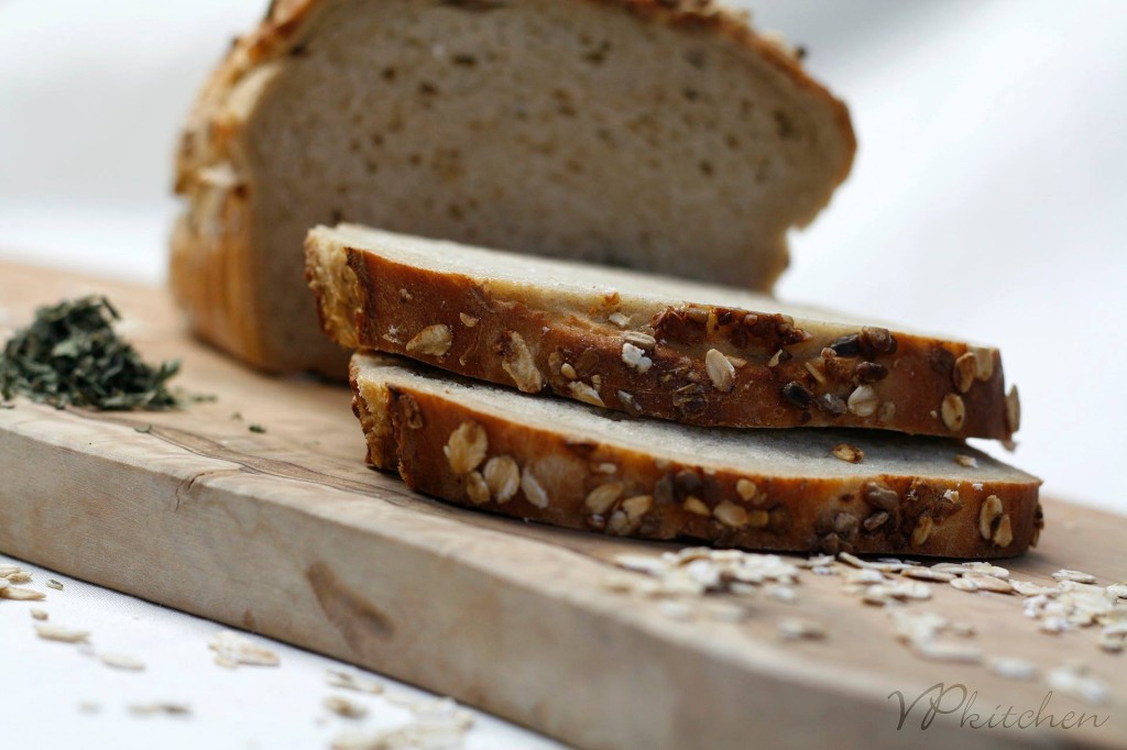 хляб с мащерка/bread with thyme
